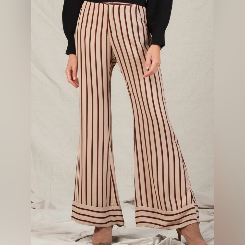BUNDLE 2 ITEMS FOR $8✨

LAST PRICE🍒🤍 LUCCA crepe pants